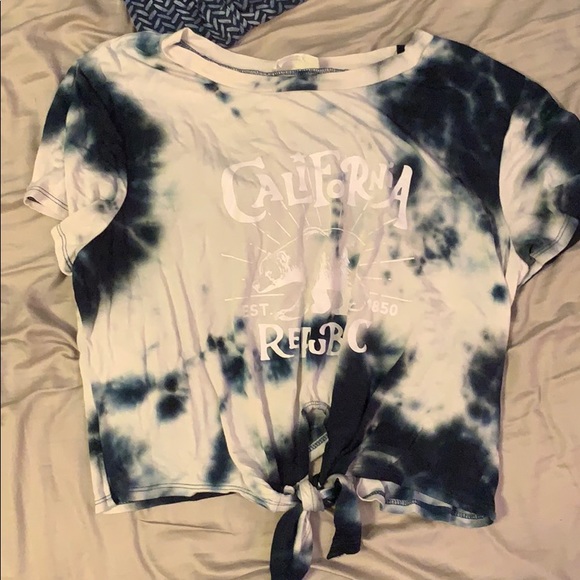 XL Blue Tye-Dye California Rebuplic crop tee - Picture 3 of 3